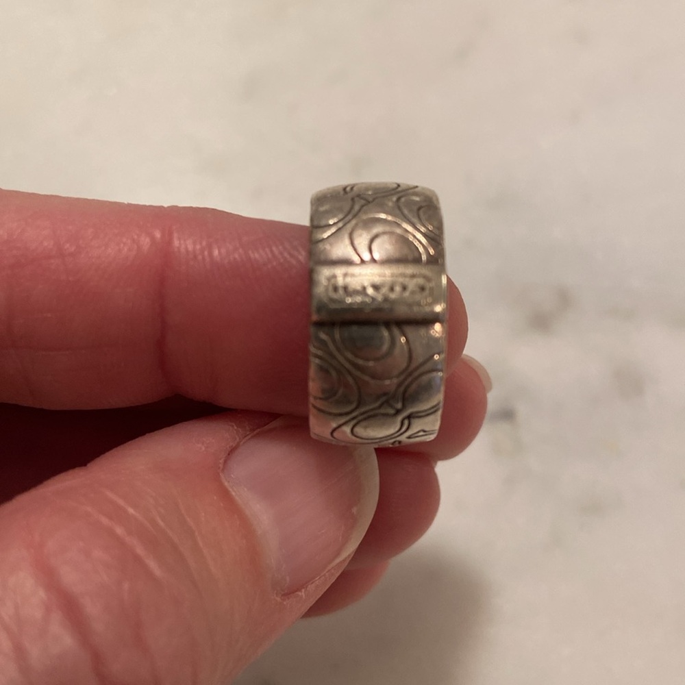 Coach Ring - Picture 3 of 4